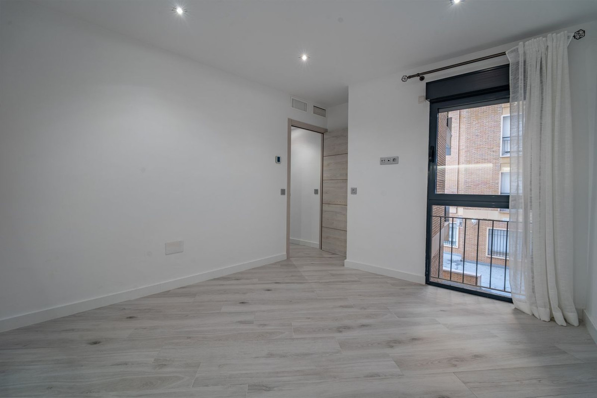 ab4ce514539bb0119e1a7e22e26e399e - 22