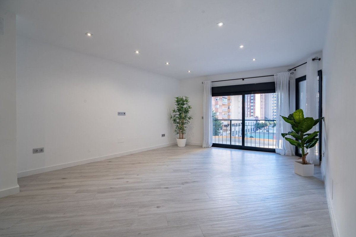 ab4ce514539bb0119e1a7e22e26e399e - 5