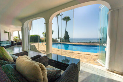 ac62e0d29ff5c74fe0ff91da85612230 - 27