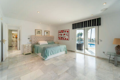 ac62e0d29ff5c74fe0ff91da85612230 - 41