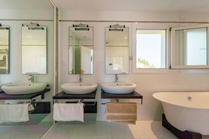 ac62e0d29ff5c74fe0ff91da85612230 - 44