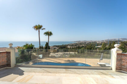 ac62e0d29ff5c74fe0ff91da85612230 - 53