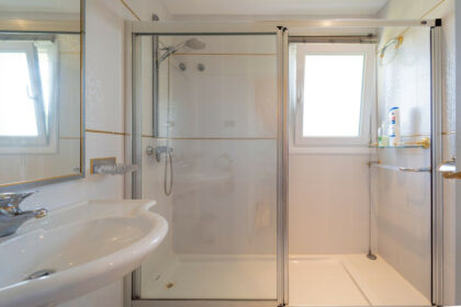 ac62e0d29ff5c74fe0ff91da85612230 - 59