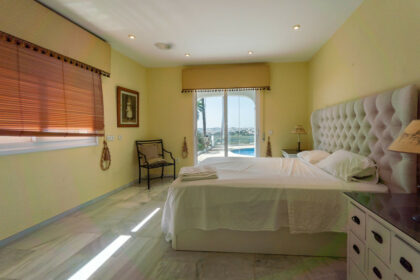 ac62e0d29ff5c74fe0ff91da85612230 - 64