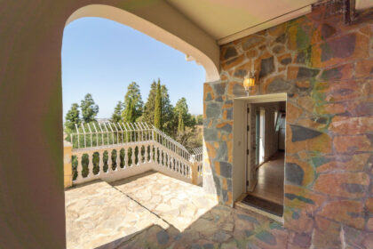 ac62e0d29ff5c74fe0ff91da85612230 - 69