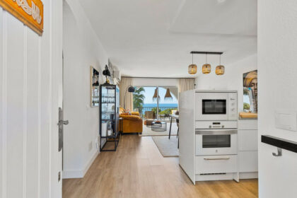 ad6707bcd35a3a4bb0f640f12ad5db7a - 10