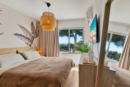 ad6707bcd35a3a4bb0f640f12ad5db7a - 14