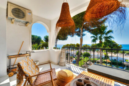 ad6707bcd35a3a4bb0f640f12ad5db7a - 8