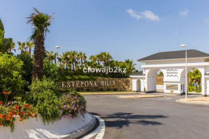 ad9a2498142b2f4dd51c2267e3b77bc9 - 21