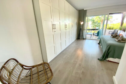 adbe8a1702210145641e166adbd9f93e - 13