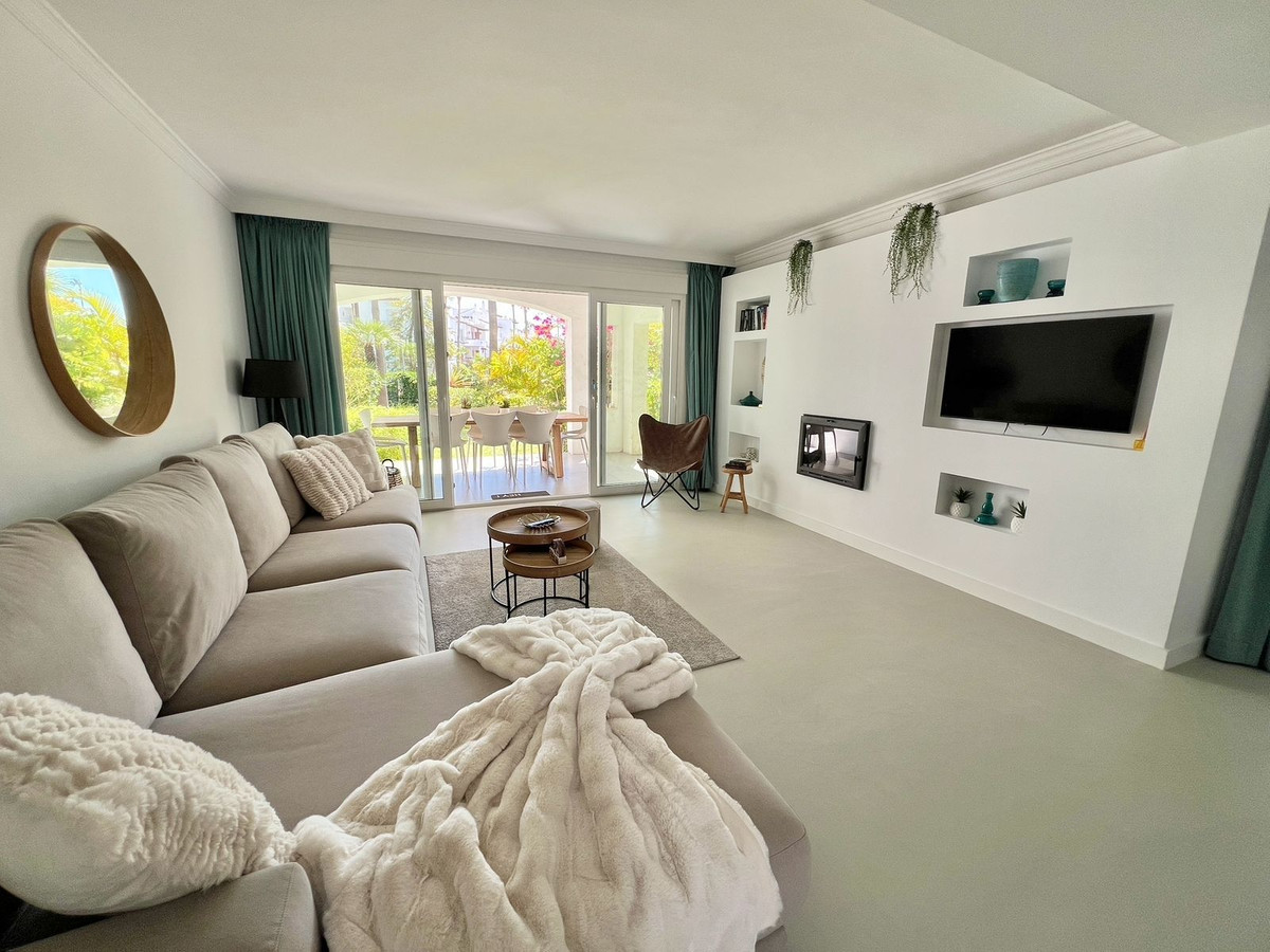 adbe8a1702210145641e166adbd9f93e - 2