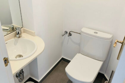 adbe8a1702210145641e166adbd9f93e - 23