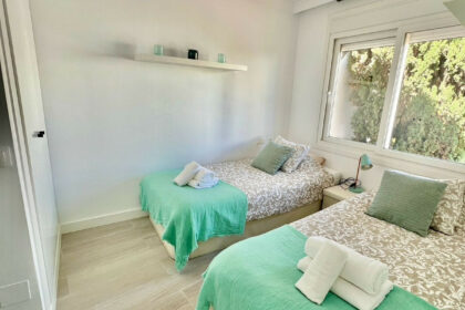 adbe8a1702210145641e166adbd9f93e - 26