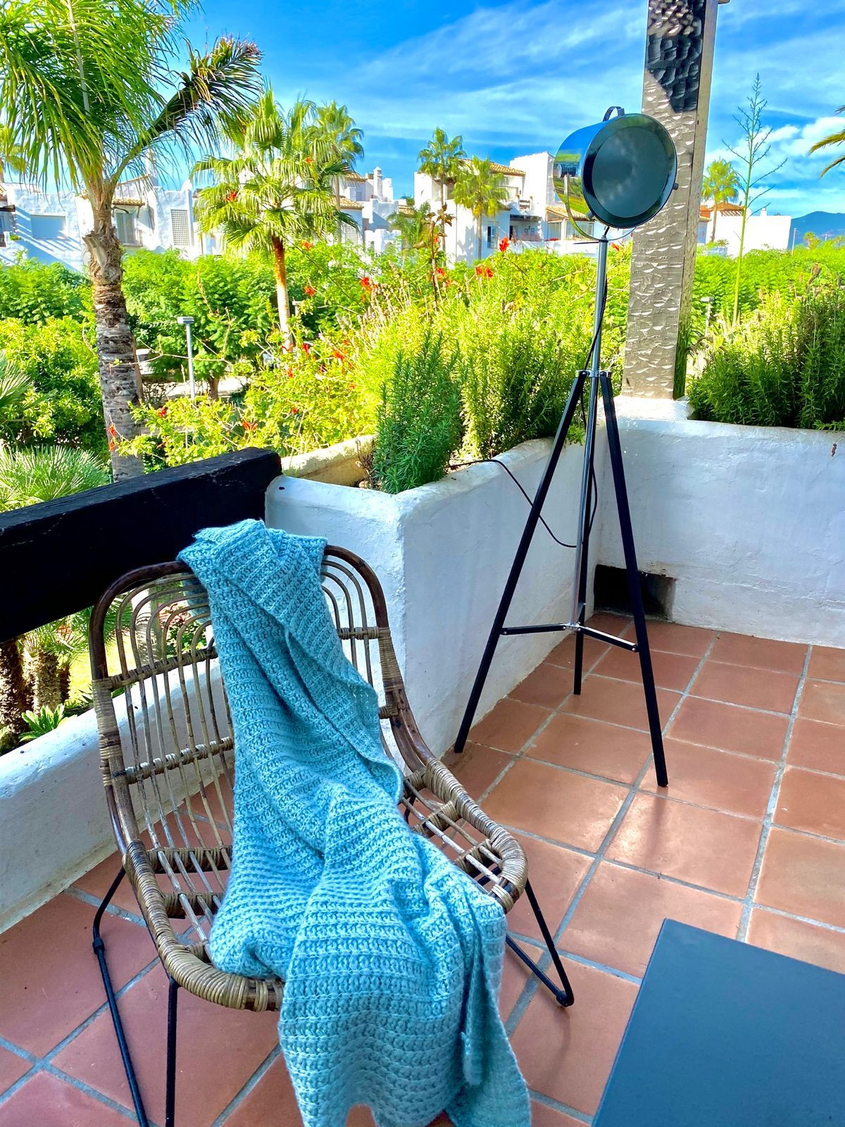 adbe8a1702210145641e166adbd9f93e - 31