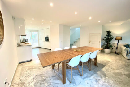 adbe8a1702210145641e166adbd9f93e - 5