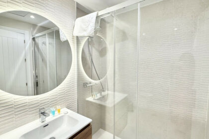 ae4b2ef6778e5d792a73d47b69864a40 - 16