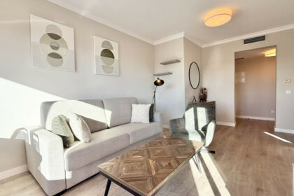 ae4b2ef6778e5d792a73d47b69864a40 - 3