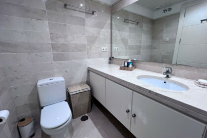 ae8aa59a3240e3455c201d6e321ff63d - 21