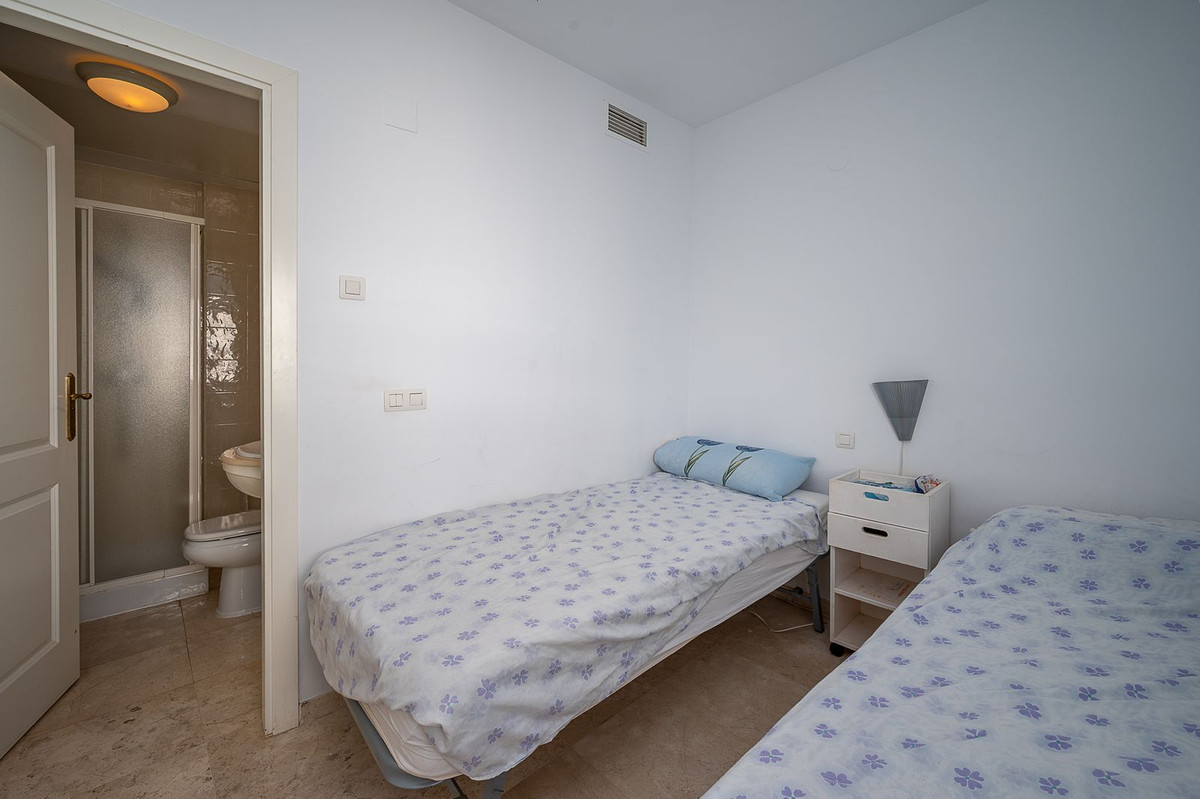 aef3024028018c37cb74407833bf9a91 - 15