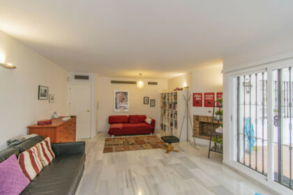 b04e649d931efec48774e7d109beb815 - 12