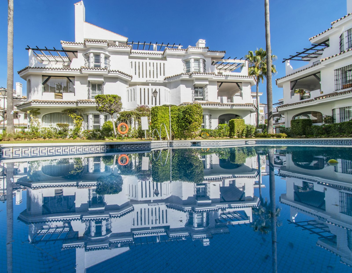 b04e649d931efec48774e7d109beb815 - 13