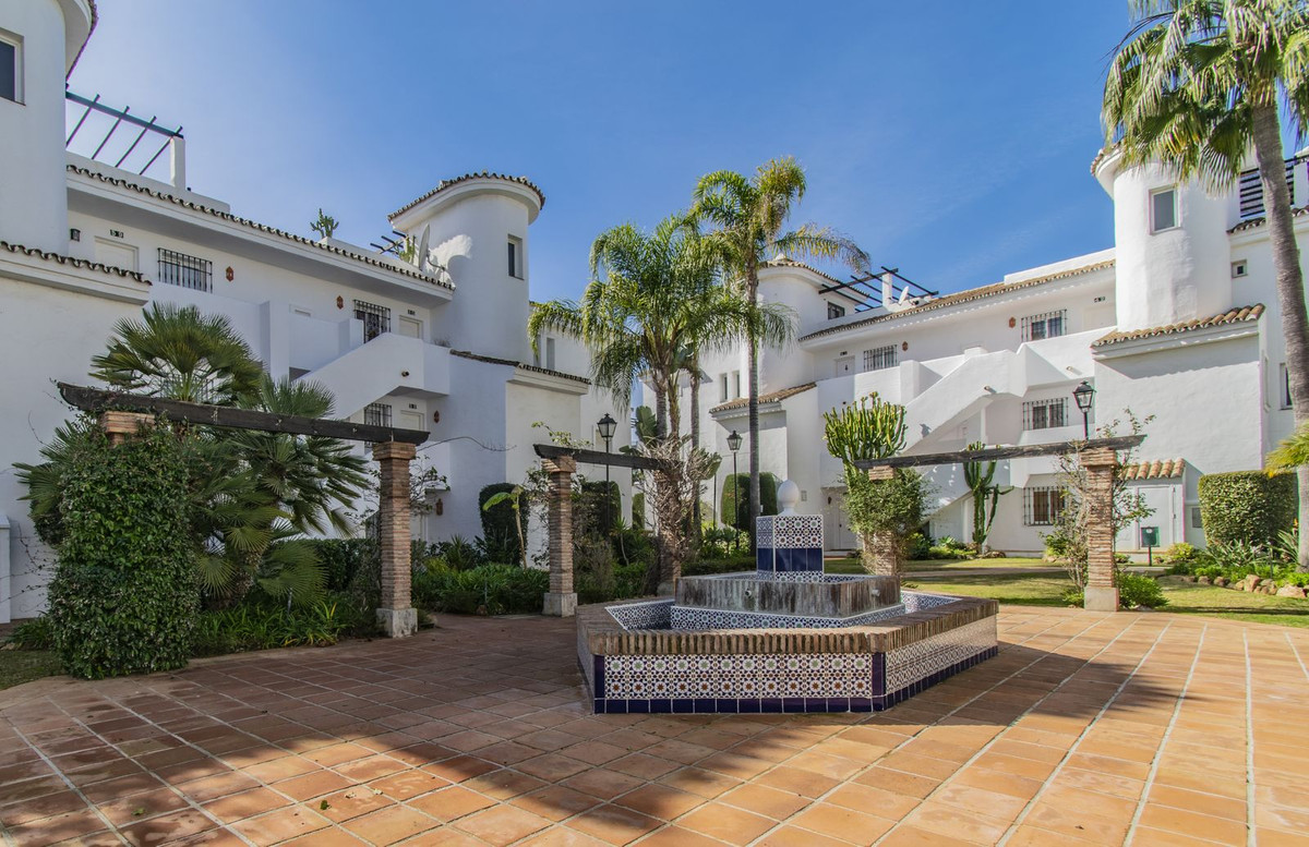 b04e649d931efec48774e7d109beb815 - 21