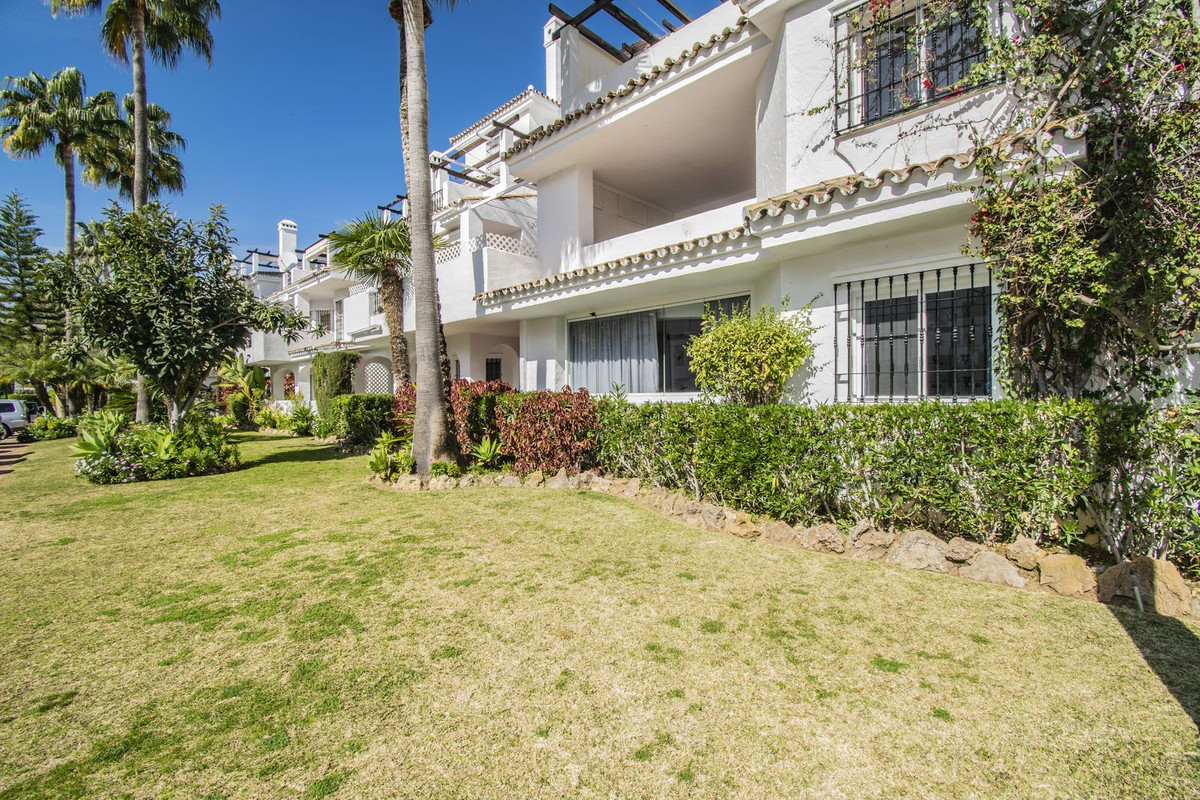 b04e649d931efec48774e7d109beb815 - 9