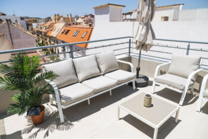 b12f9dd3ae27deb6551920b337377b85 - 16