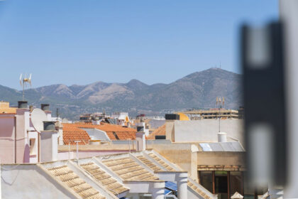 b12f9dd3ae27deb6551920b337377b85 - 17