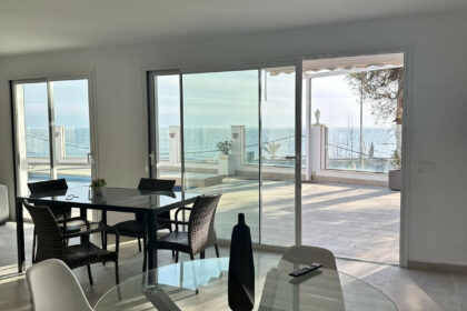 b18d243aa9758e0021236c7b02ea1015 - 20