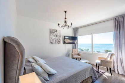 b18d243aa9758e0021236c7b02ea1015 - 25