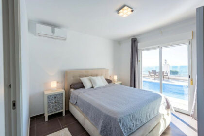 b18d243aa9758e0021236c7b02ea1015 - 28