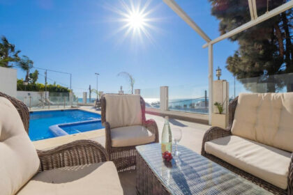 b18d243aa9758e0021236c7b02ea1015 - 7