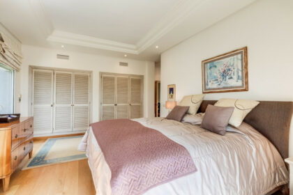 b1d0fcf1a5434b67085d908d4c894ef7 - 17