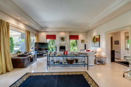 b1d0fcf1a5434b67085d908d4c894ef7 - 5