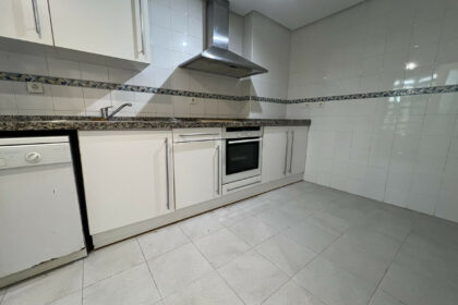 b1e69a870af466a30bdb5dbe9adb6055 - 15