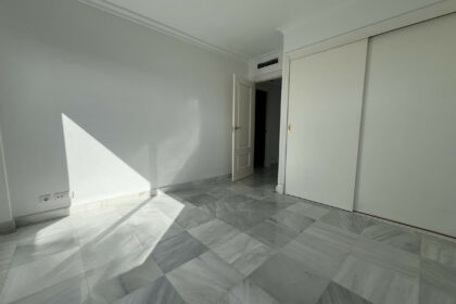 b1e69a870af466a30bdb5dbe9adb6055 - 22