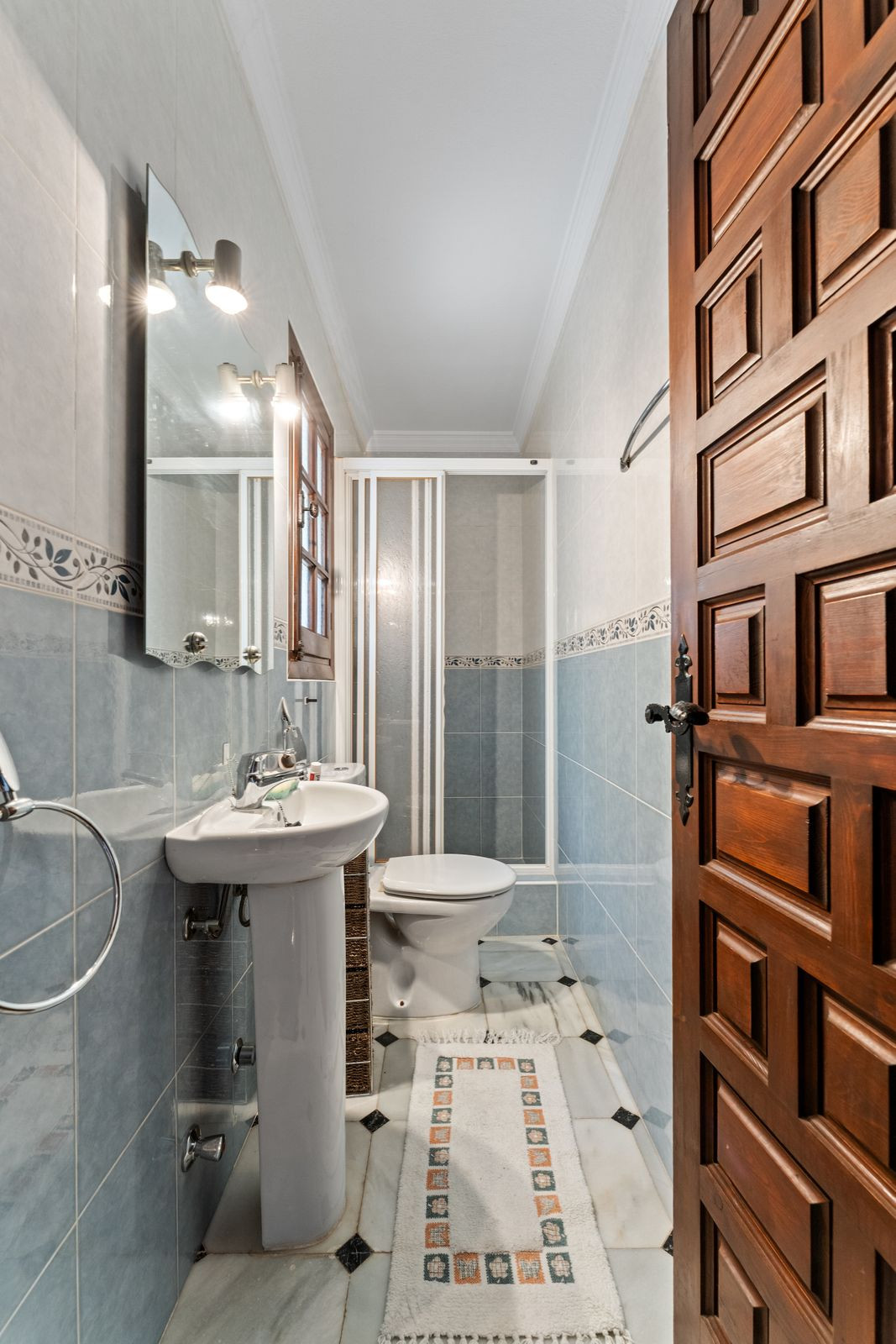 b2188aa5ae0c36e1dfab9d3aa76ae7bb - 24