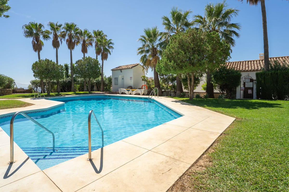 b2188aa5ae0c36e1dfab9d3aa76ae7bb - 33