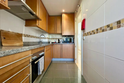 b23898d7ef4416f45b380c6ee4905196 - 18