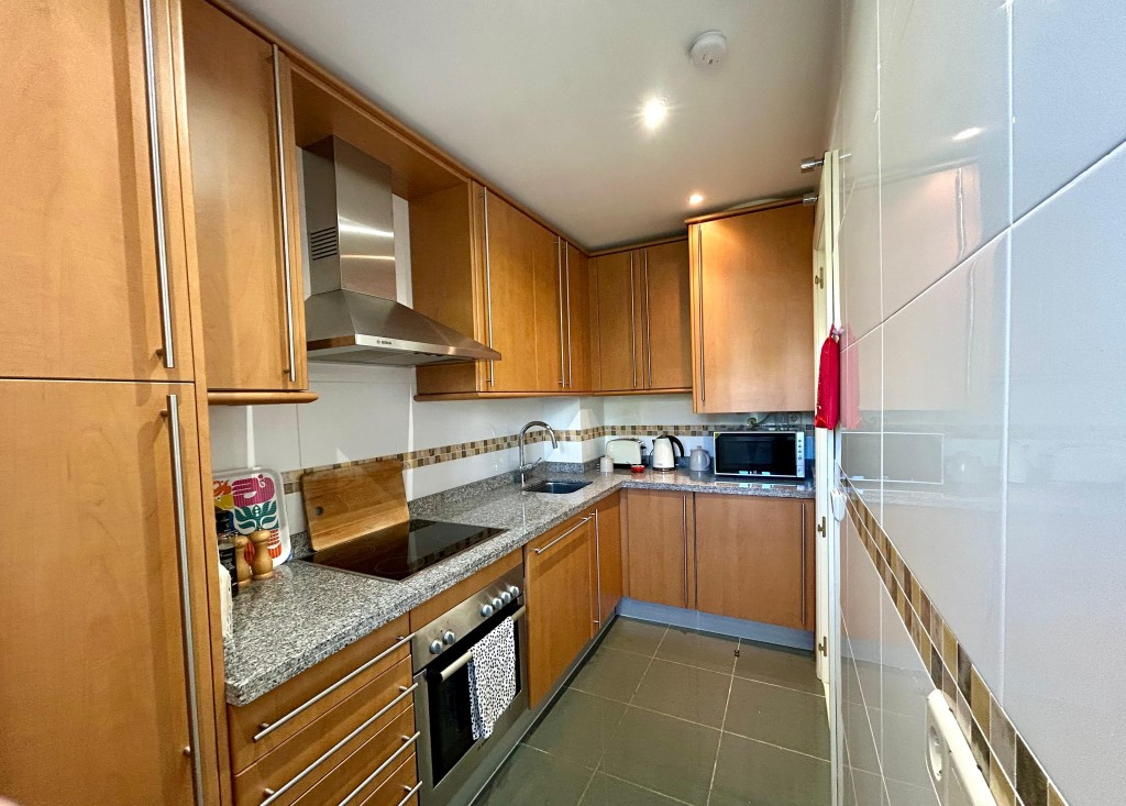 b23898d7ef4416f45b380c6ee4905196 - 22