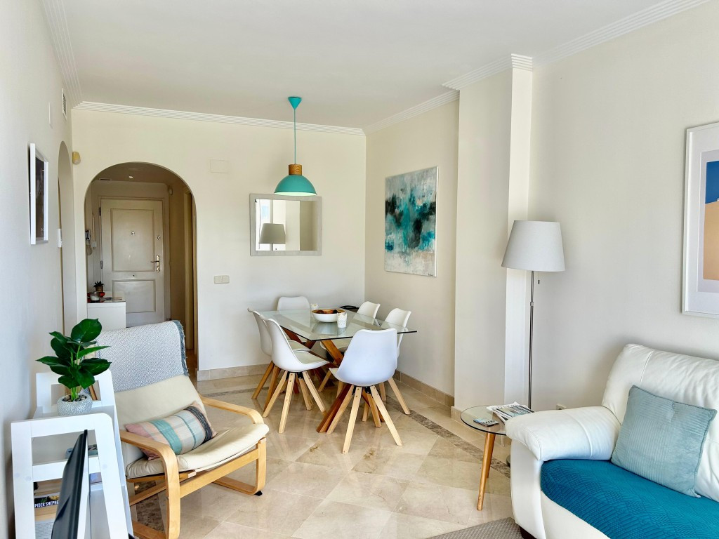 b23898d7ef4416f45b380c6ee4905196 - 26