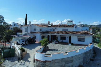 b25b49eb3df79972b71f88ac31555fcd - 2