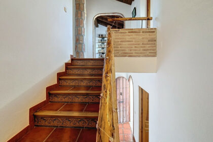 b25b49eb3df79972b71f88ac31555fcd - 20