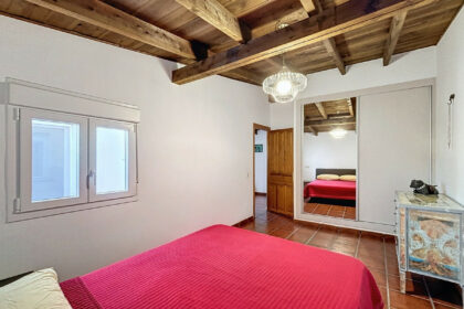 b25b49eb3df79972b71f88ac31555fcd - 32