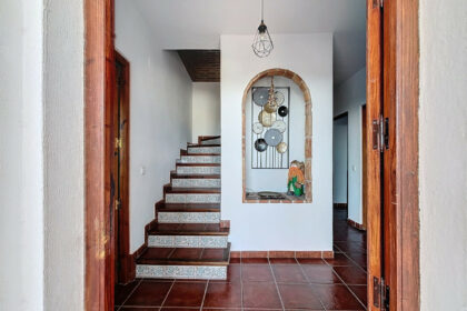 b25b49eb3df79972b71f88ac31555fcd - 34