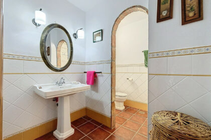 b25b49eb3df79972b71f88ac31555fcd - 45