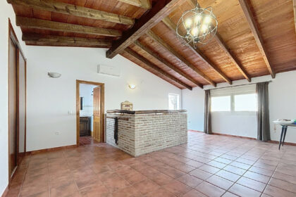 b25b49eb3df79972b71f88ac31555fcd - 47