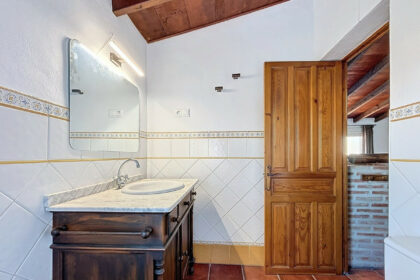 b25b49eb3df79972b71f88ac31555fcd - 49