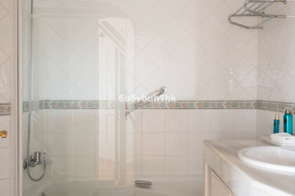 b25df0e4ace32664a9335802a68a9151 - 27